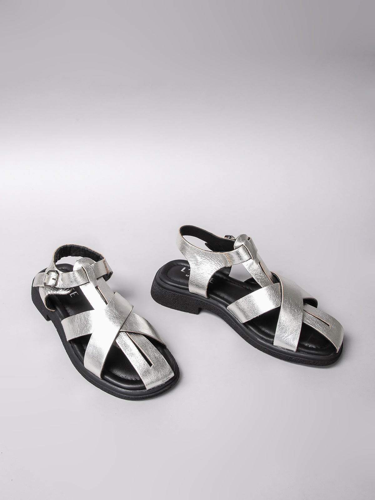 Women's leather sandals
