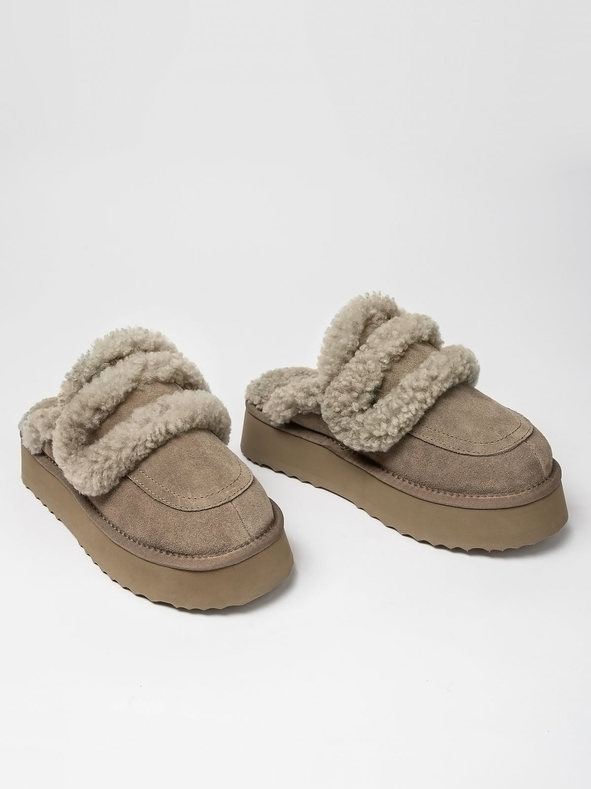 Women's outdoor slippers