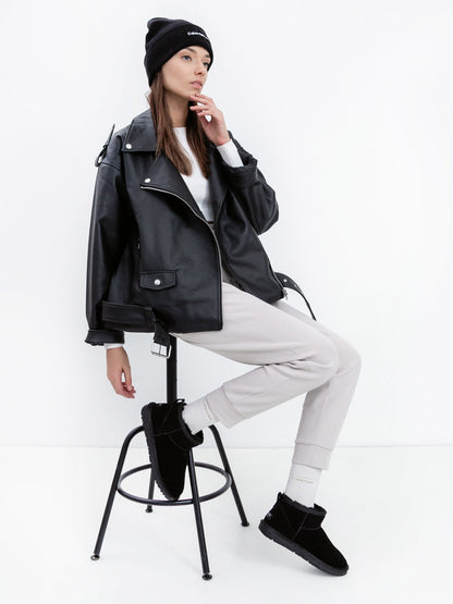 Women's leather boots with insulation